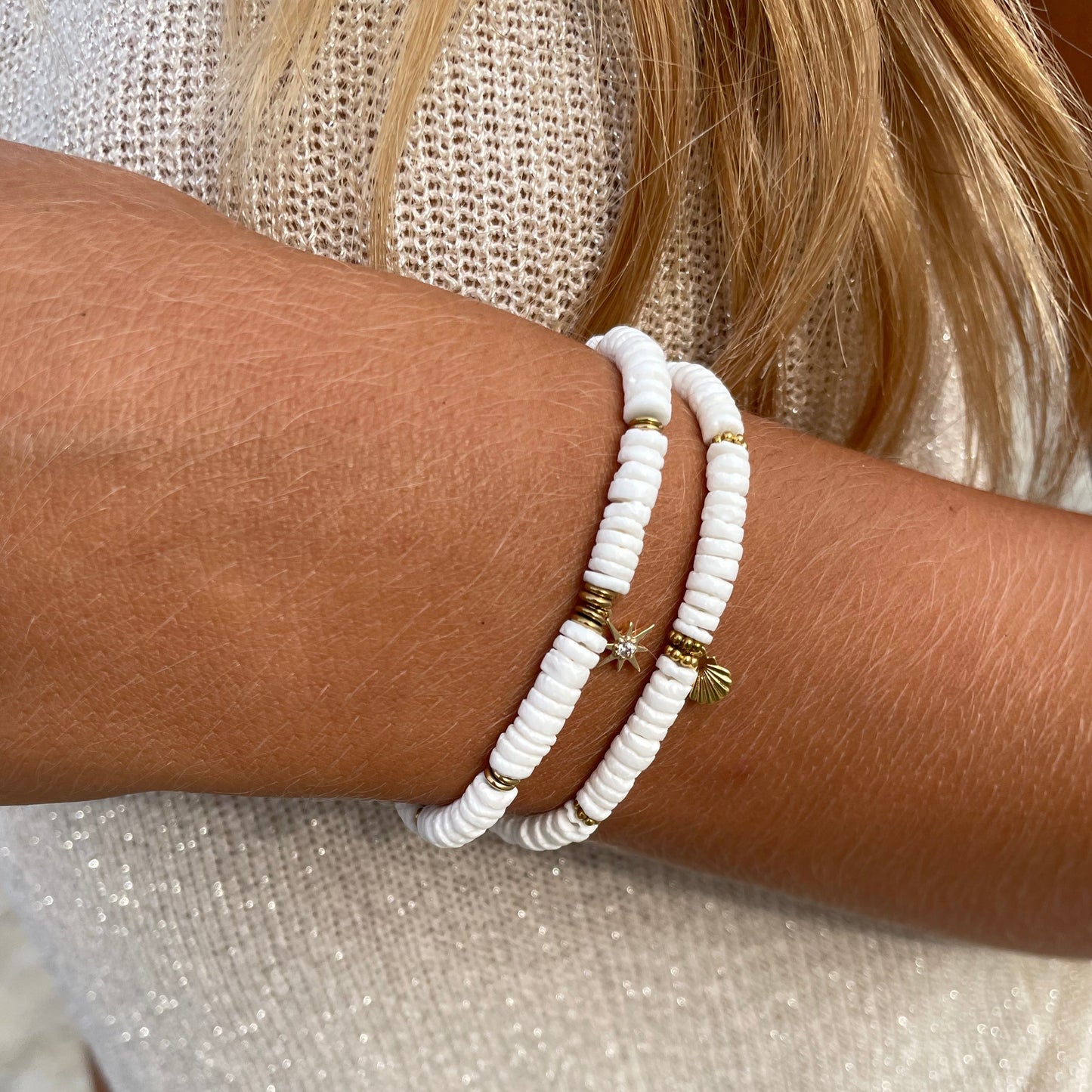 Bracelet en perle heishi de nacre blanche