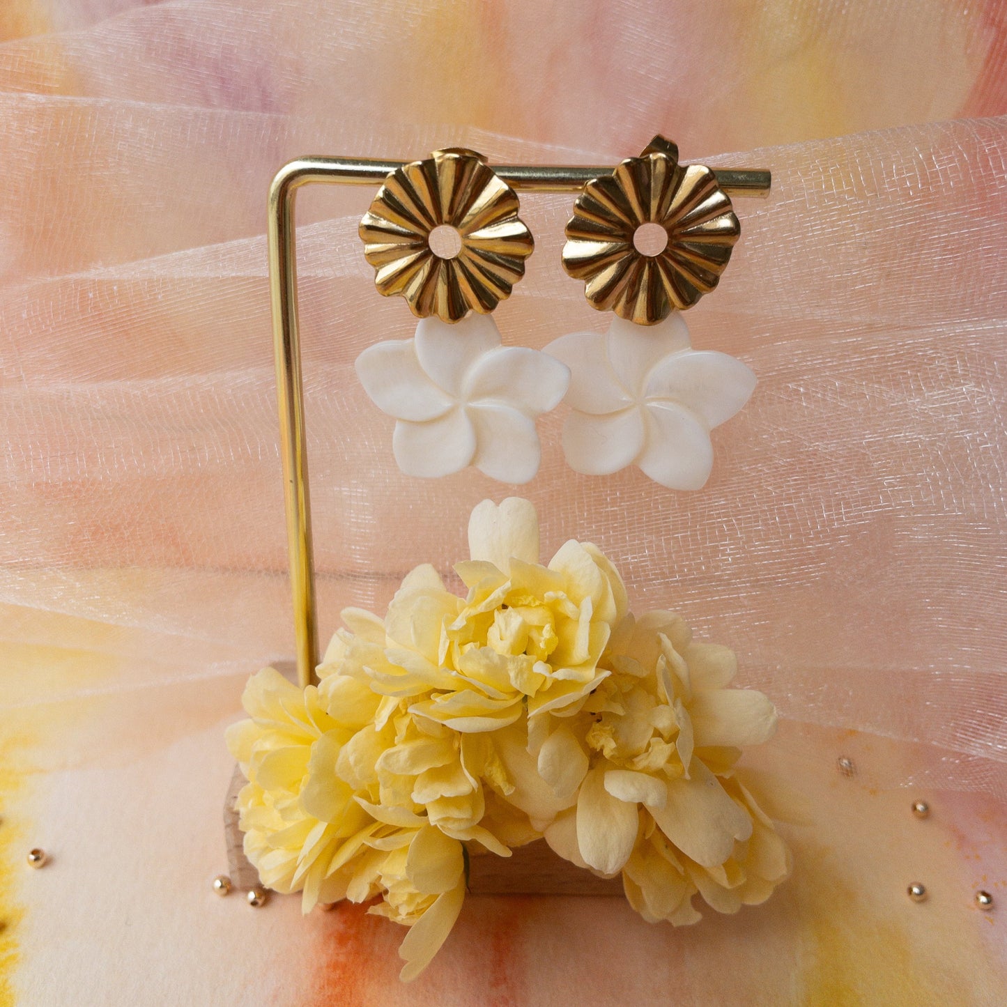 Boucles pendant nacre