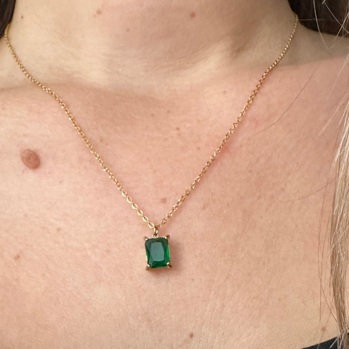 Collier diamant vert