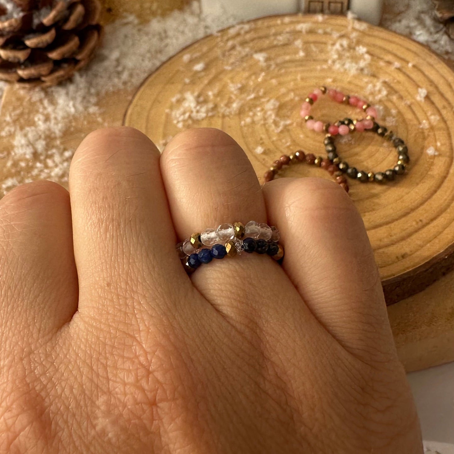 Bague perles à facettes élastique