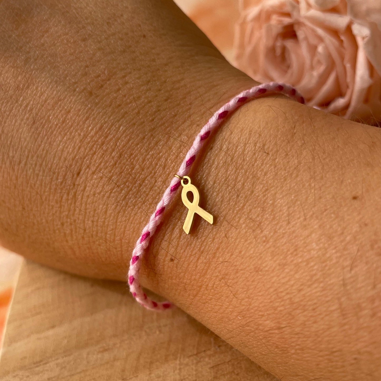 Bracelet fil Octobre Rose
