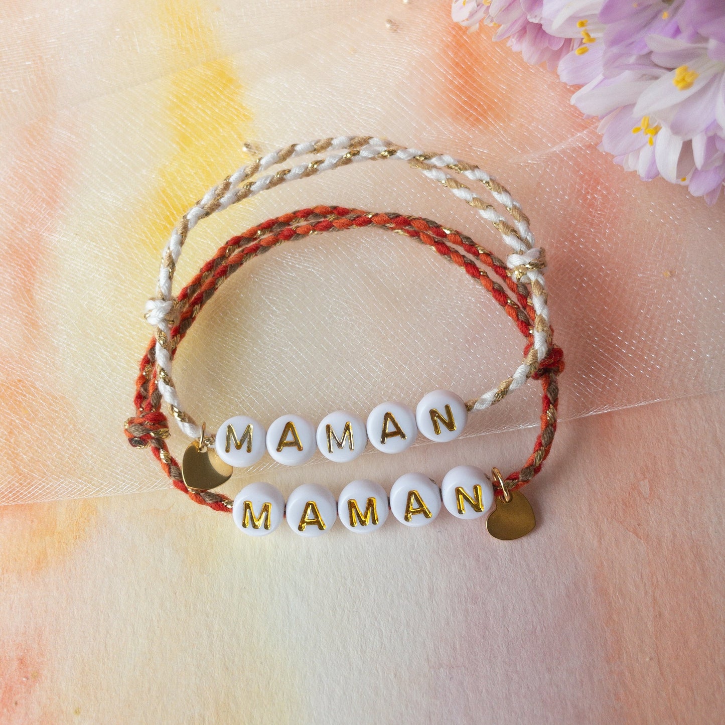 Bracelet fil personnalisé avec breloque