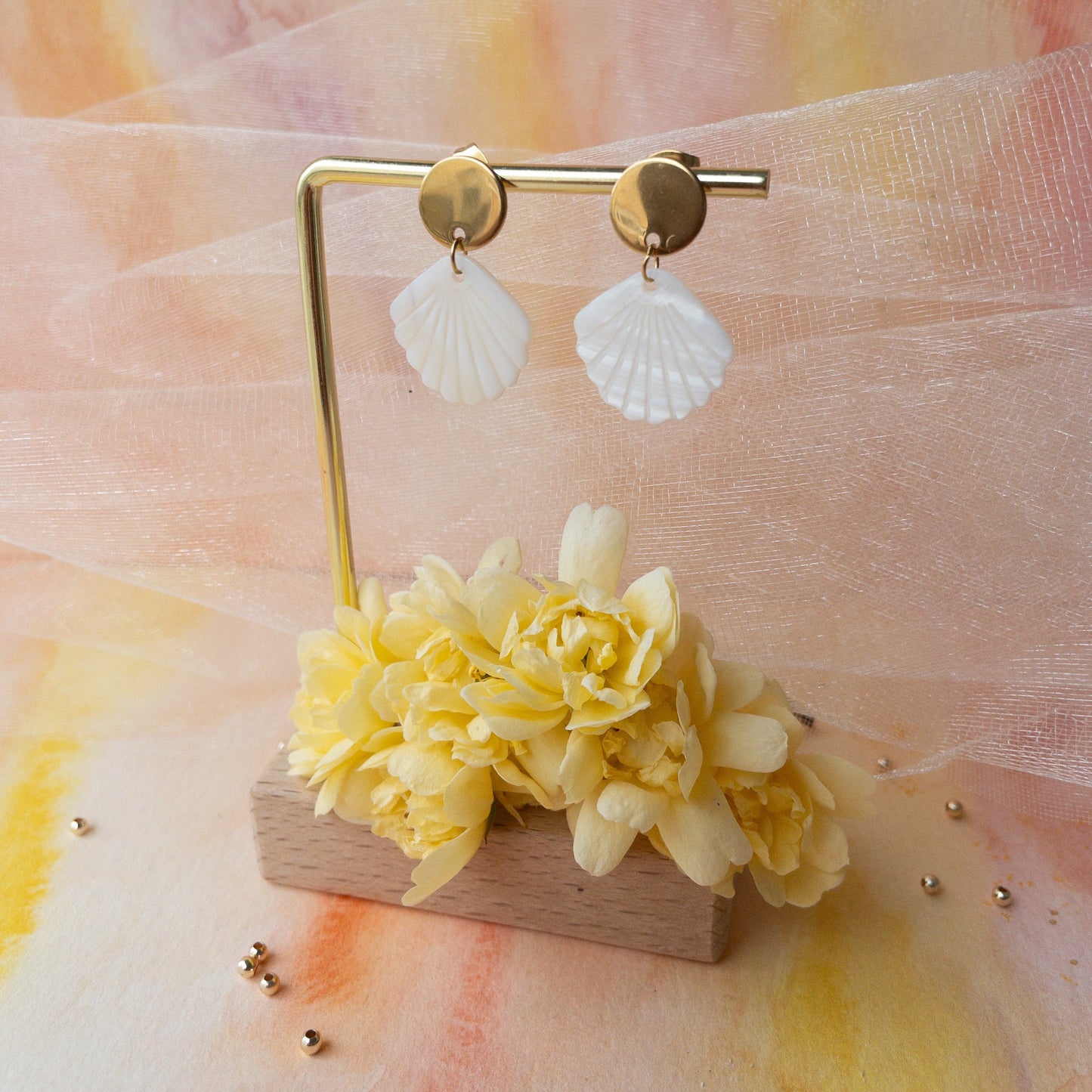 Boucles pendant nacre