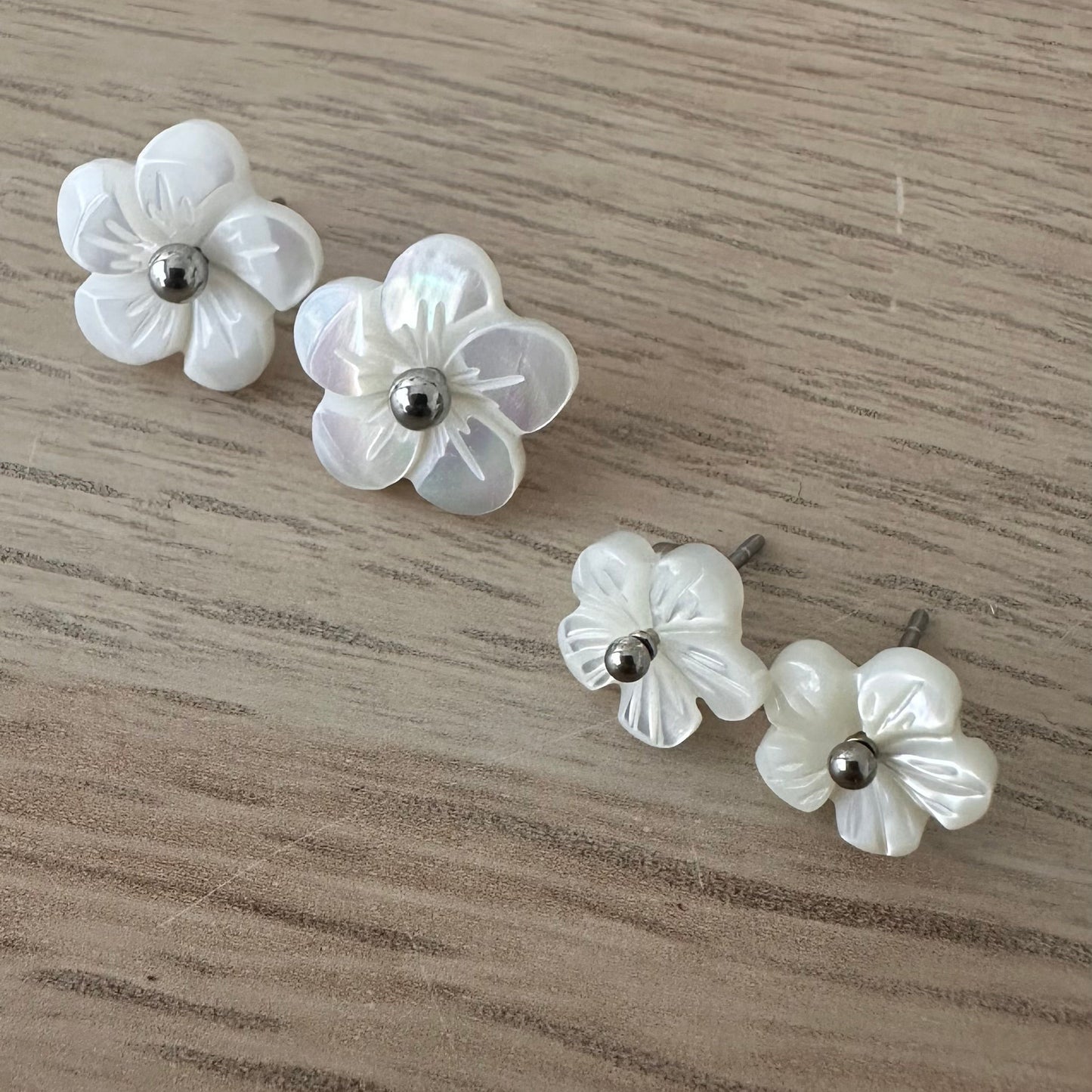Boucles puce nacre