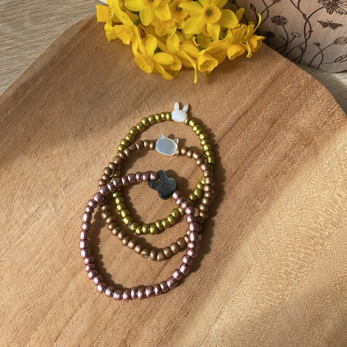Bracelet perles rocailles métalisées