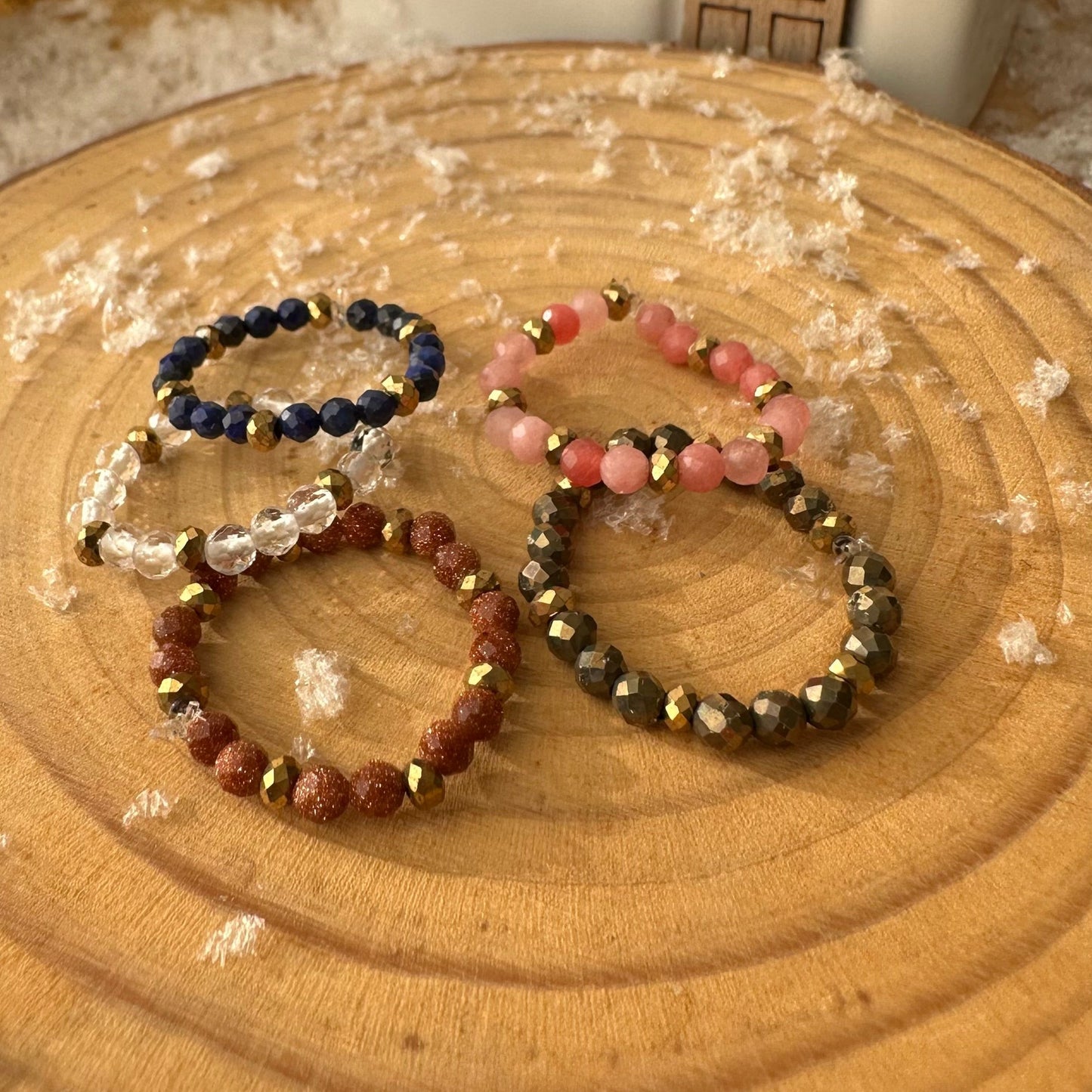 Bague perles à facettes élastique