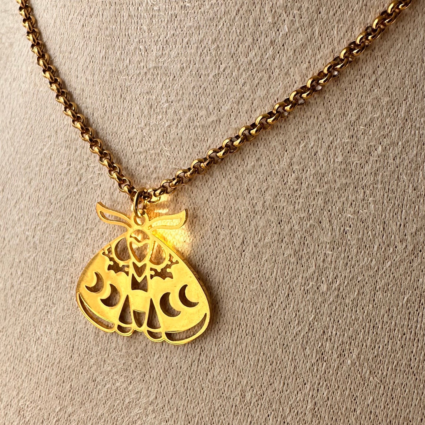 Collier long mystique