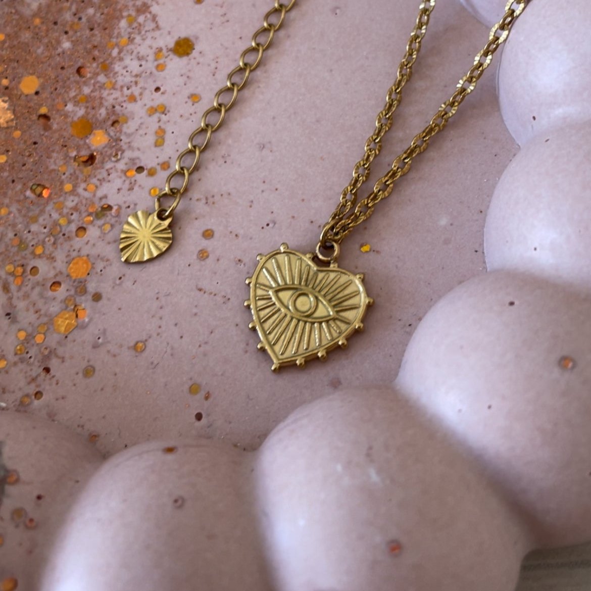 Collier Regard