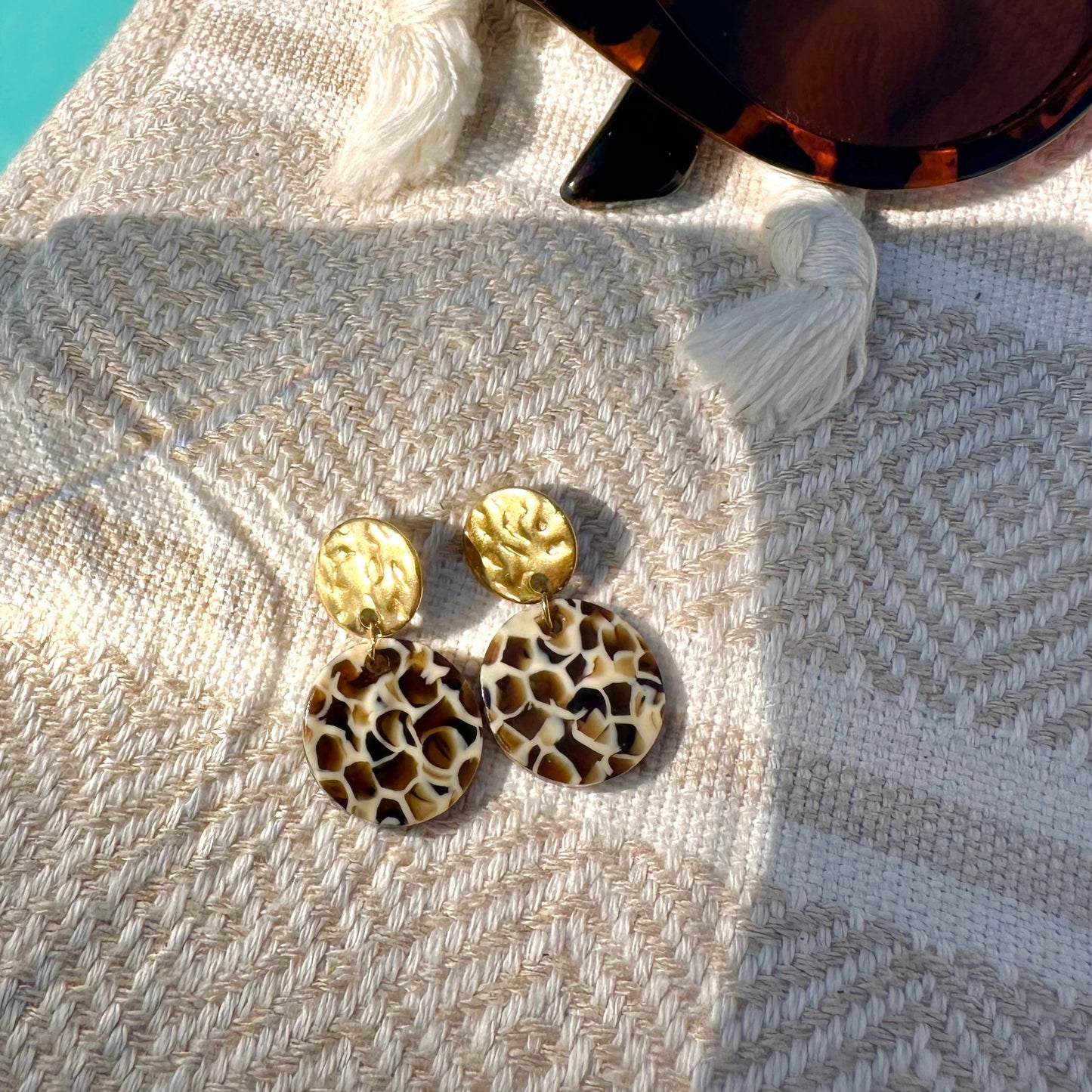Petites boucles acrylique