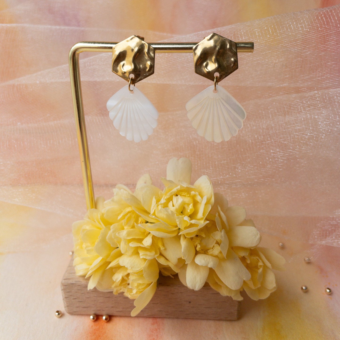 Boucles pendant nacre