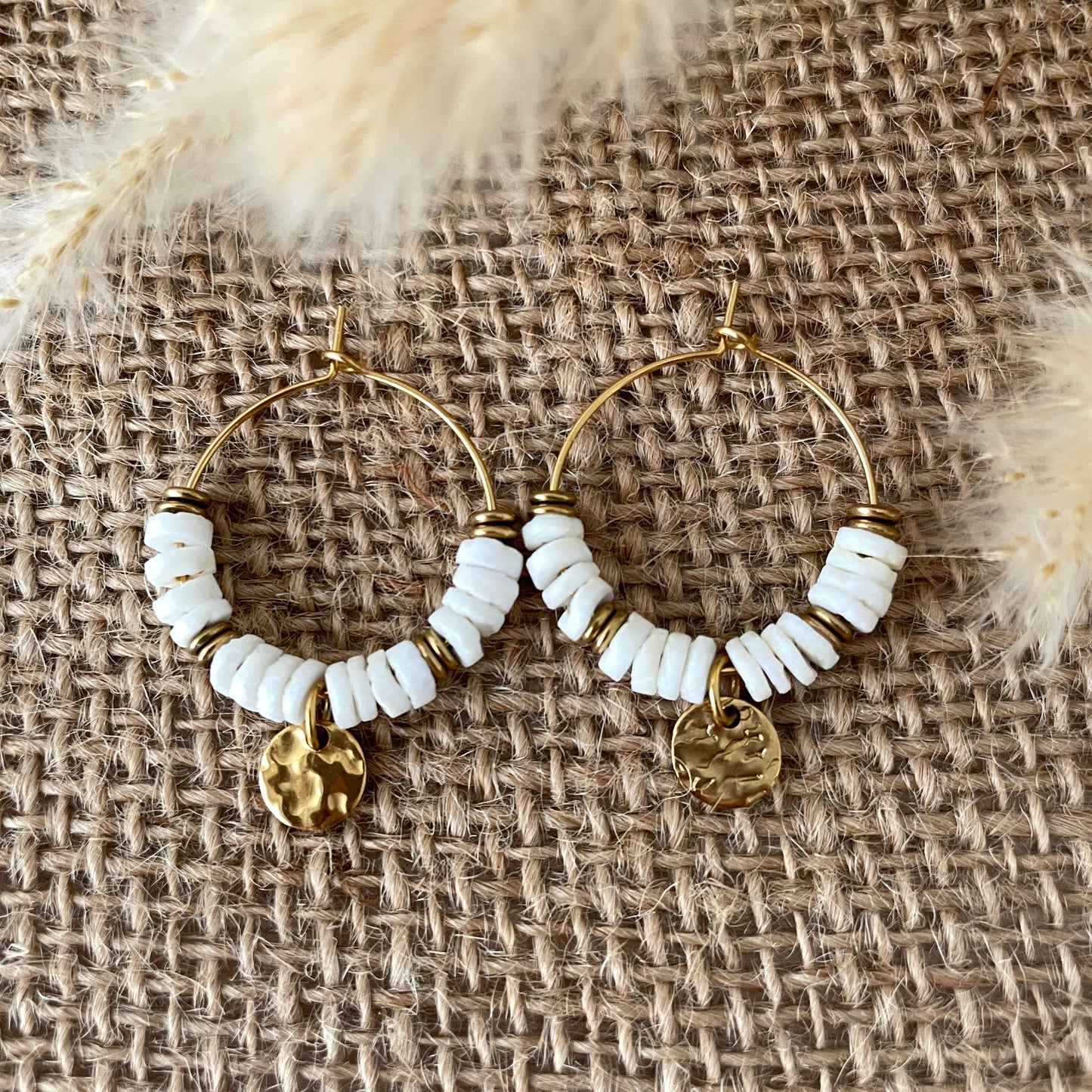 Boucles d'oreilles nacre blanche