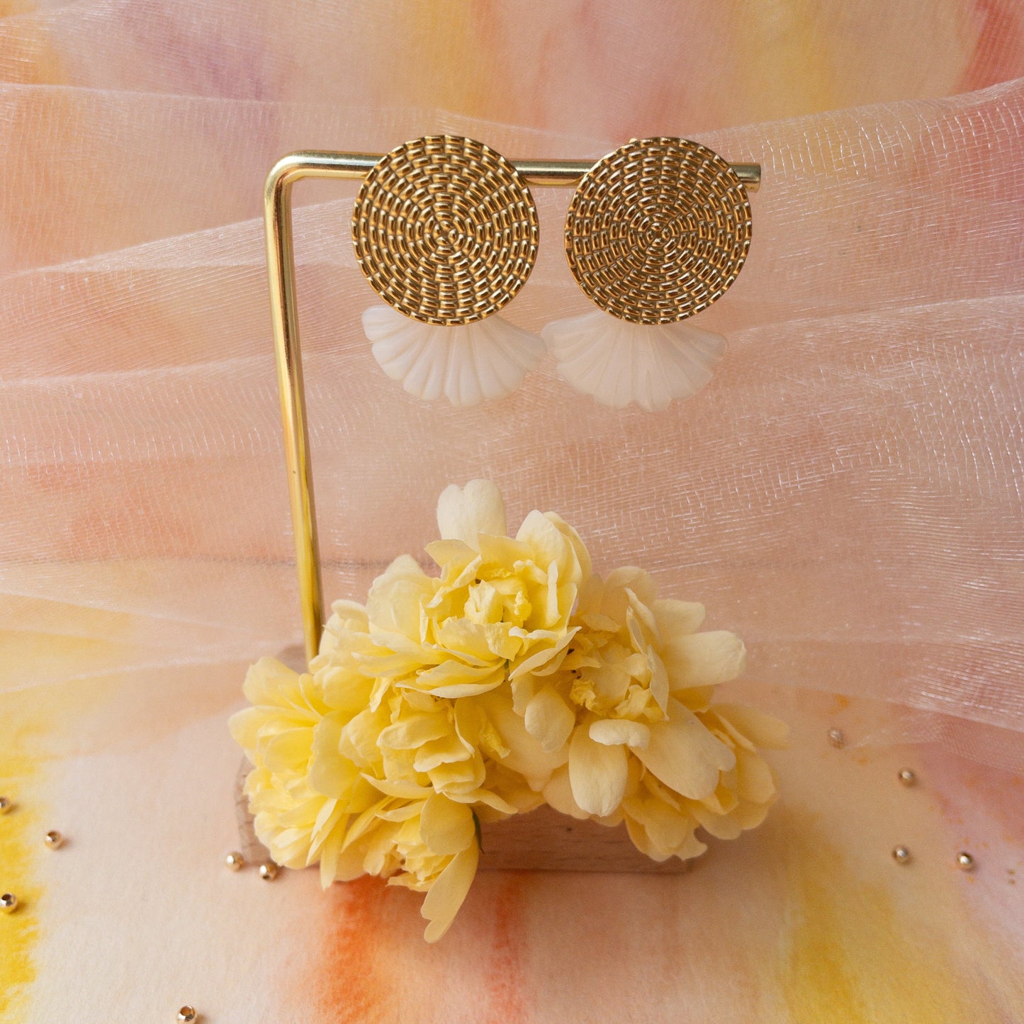 Boucles pendant nacre