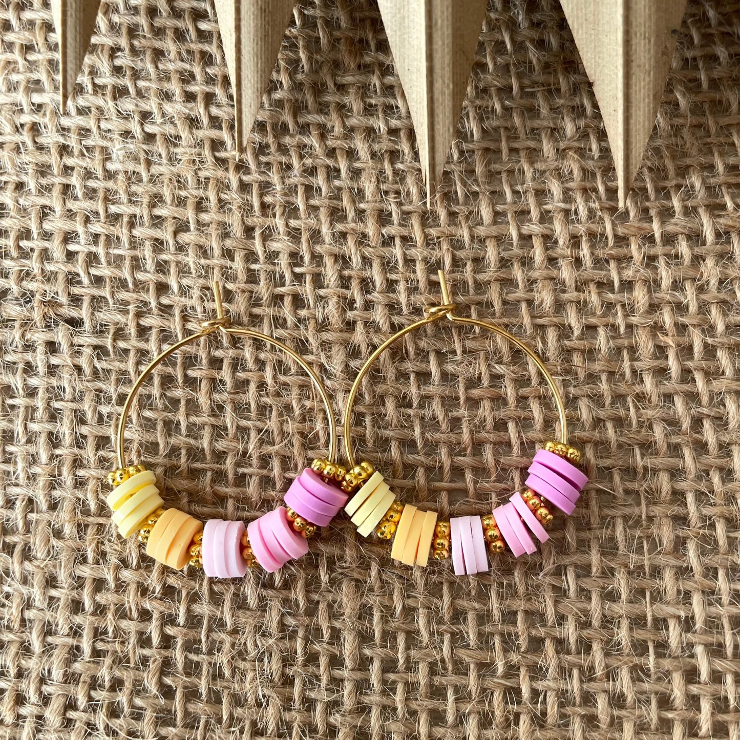 Boucles d'oreilles perles heishi