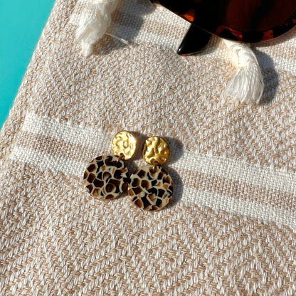 Petites boucles acrylique