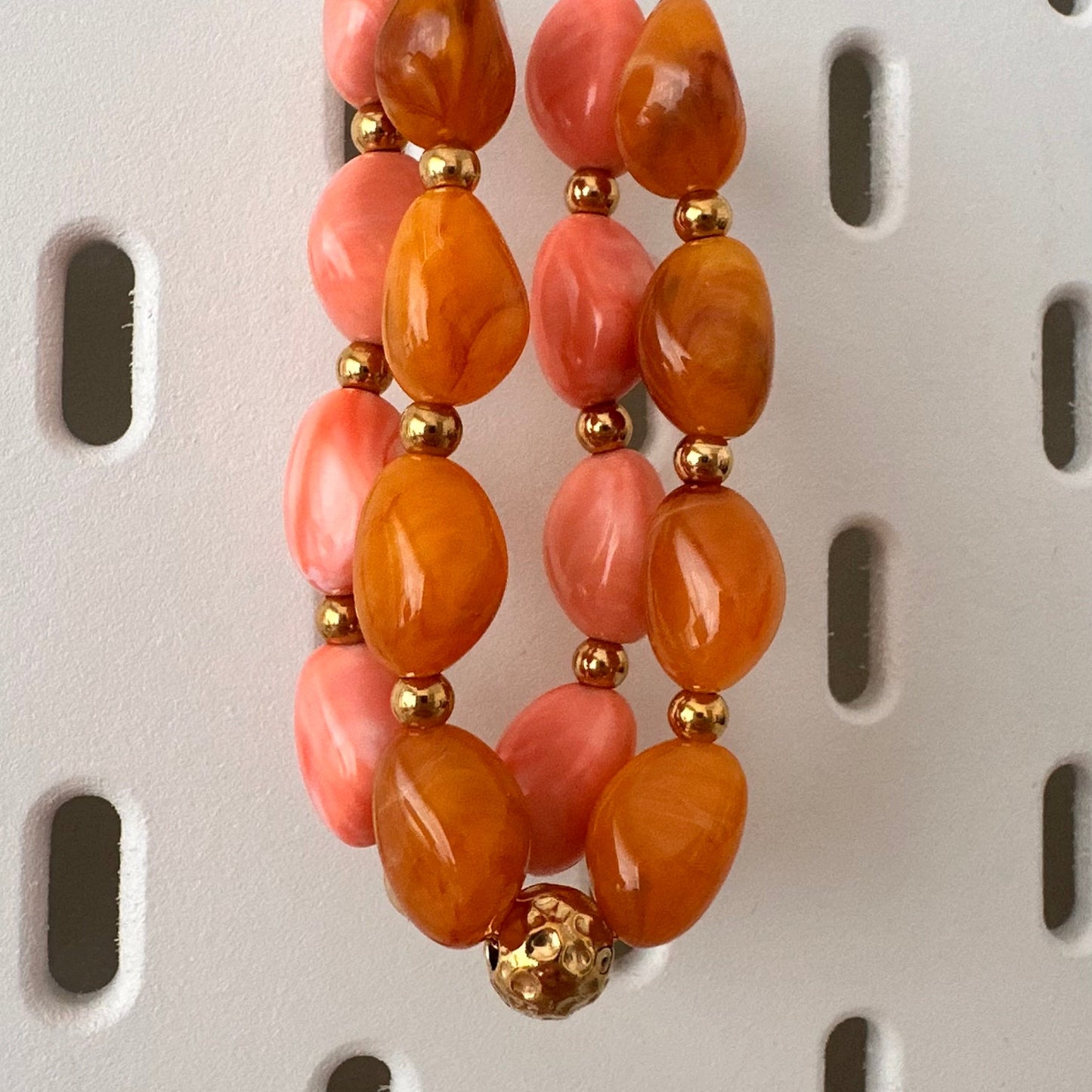 Collier perle résine