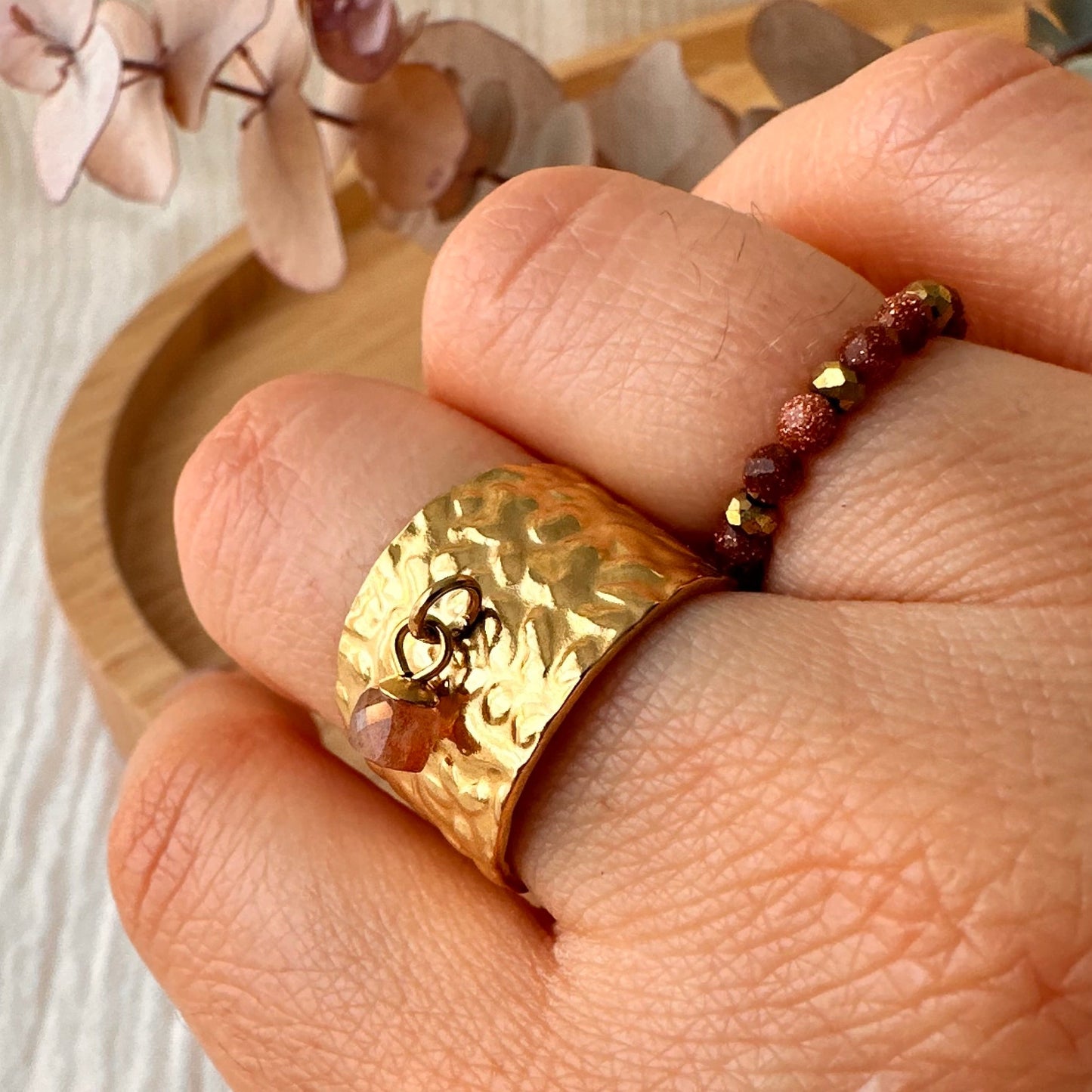 Bague large martelée