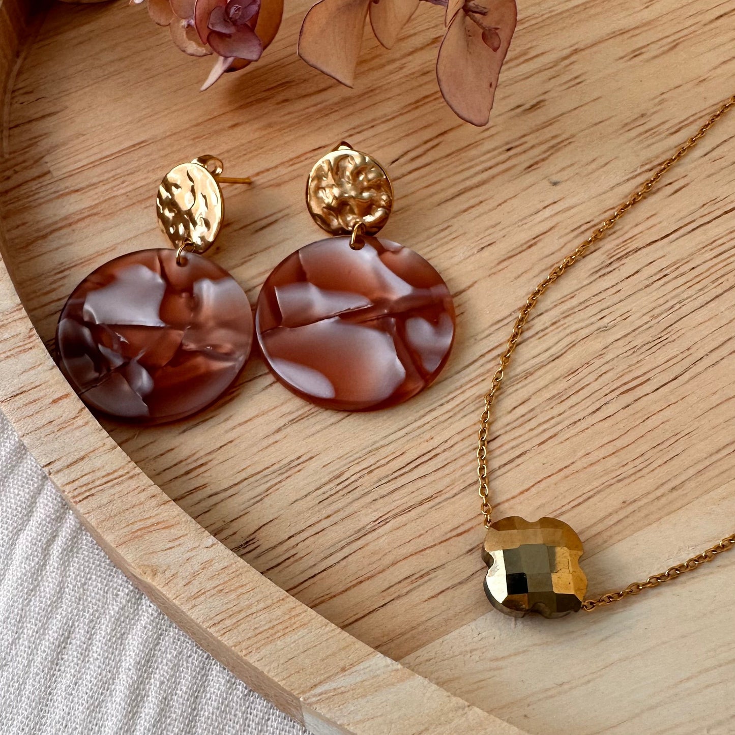 Collier trèfle cristal