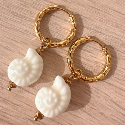 Boucles escargot céramique