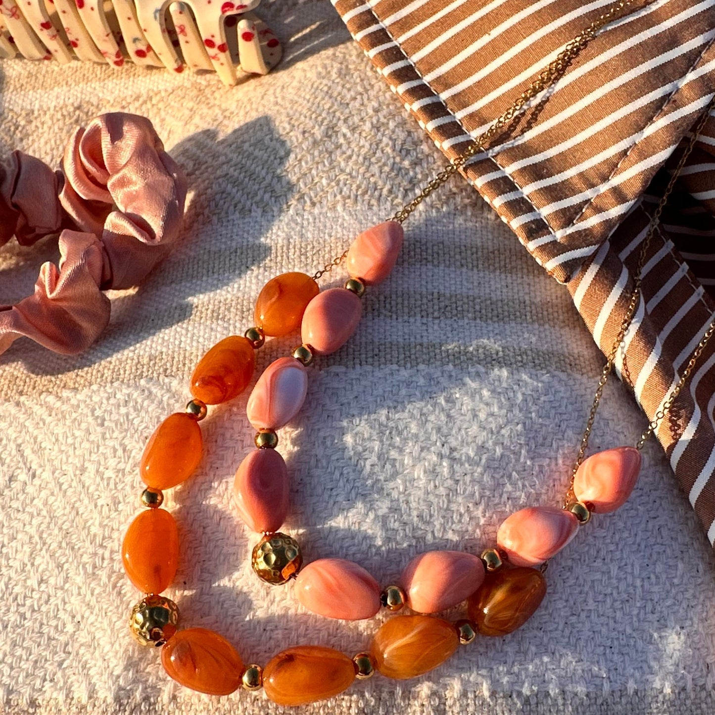 Collier perle résine