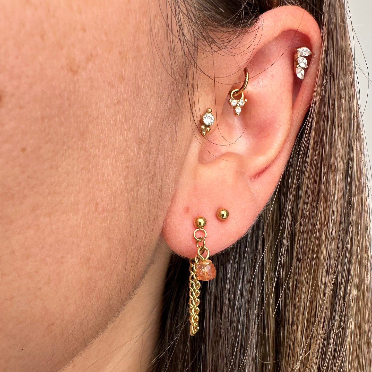 Boucles clou et chaine