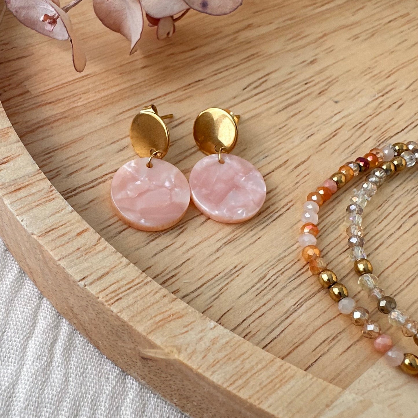 Petites boucles acrylique