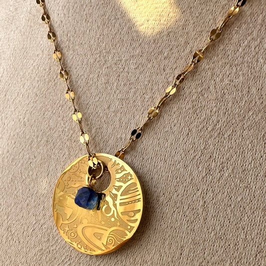 Collier univers