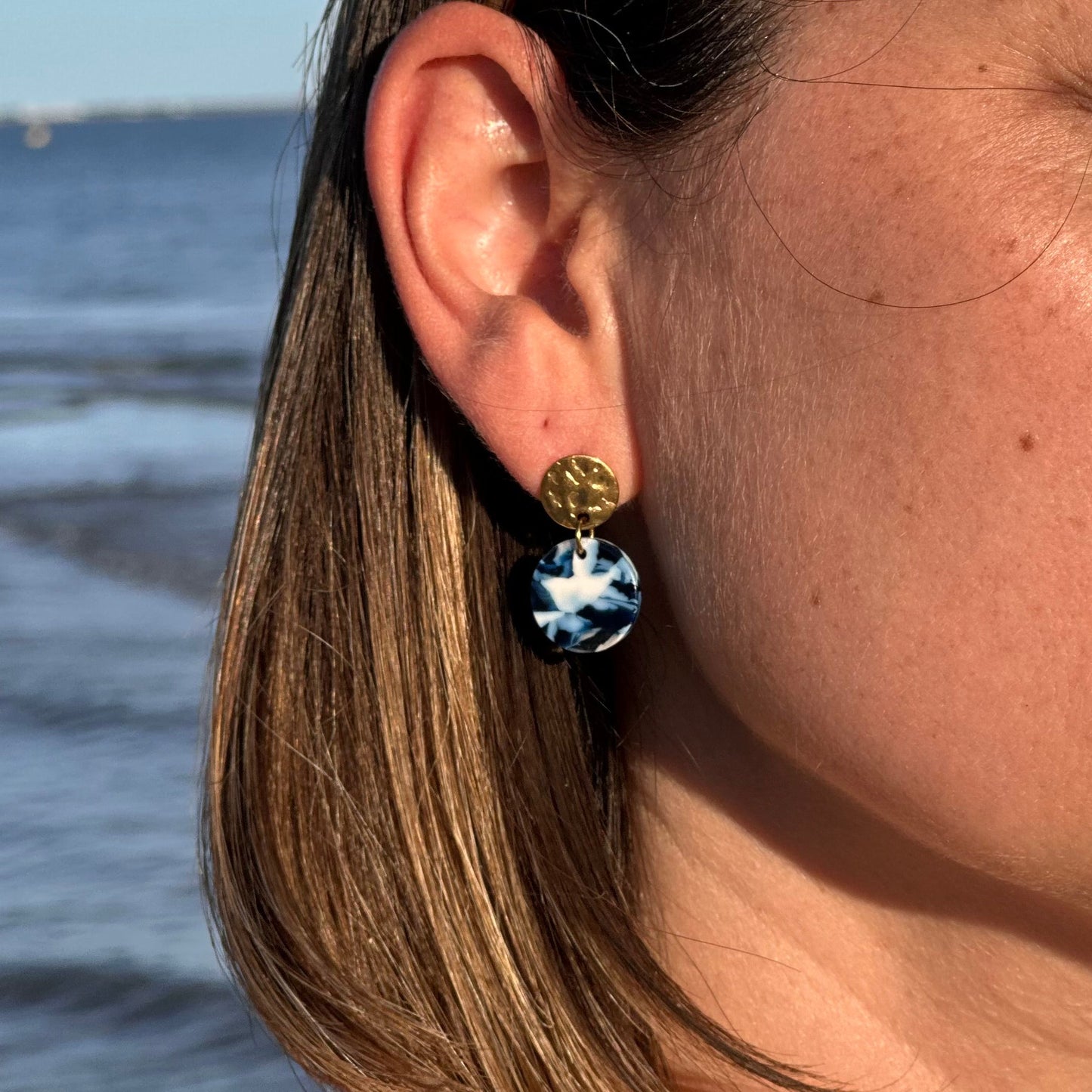 Petites boucles acrylique