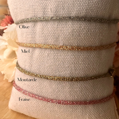 Bracelet cordon pailleté doré